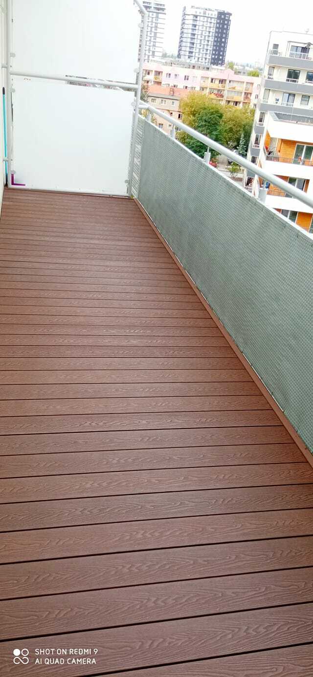 Taras kompozytowy szary